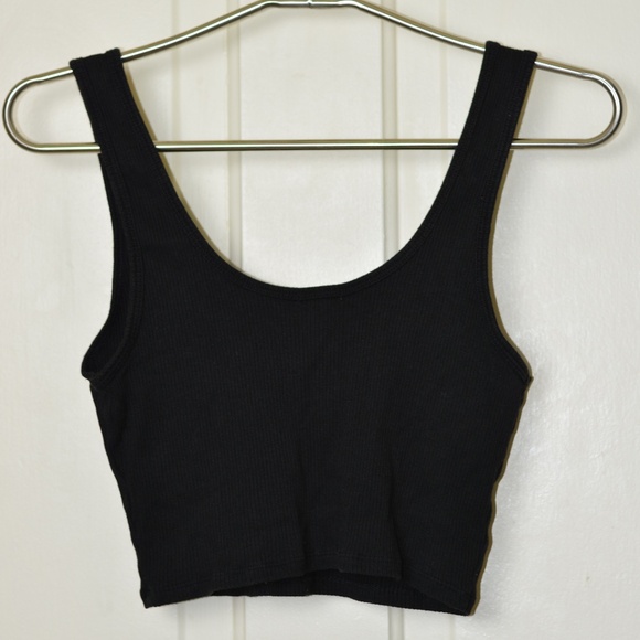 Cropped Top - Picture 6 of 7